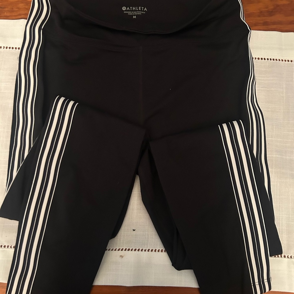 Athleta Black Leggings with White Side Stripes — High Waist Athletic Tights